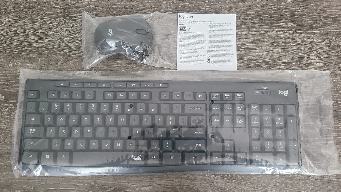 Logitech MK295 Wireless Mouse and Keyboard Combo (Silent Clicks) - photo 2