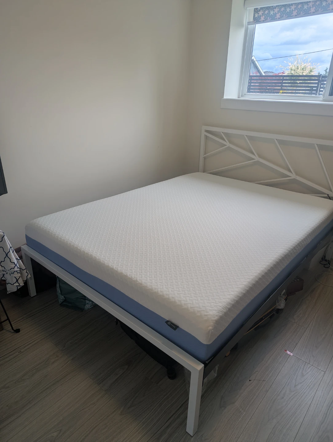 Queen Size Mattress like new - photo 2