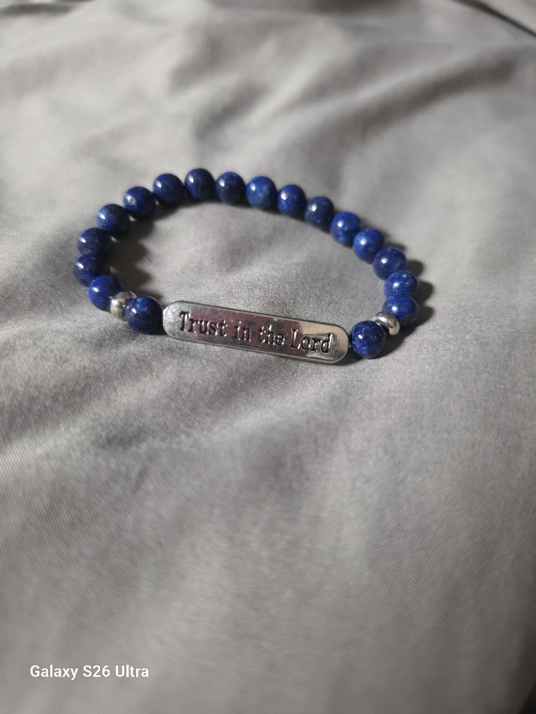 Beaded Stretch Bracelet "Trust in the Lord"