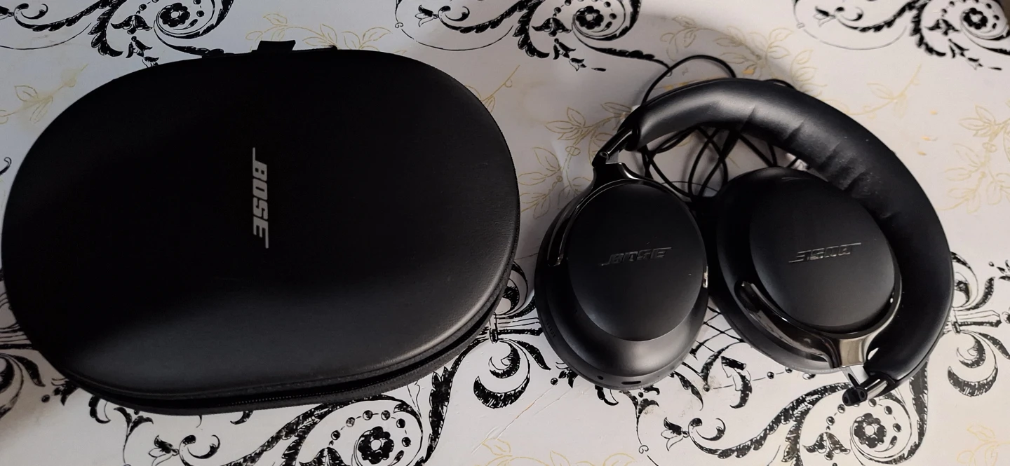 Bose QuietComfort Noise Cancelling Headphones