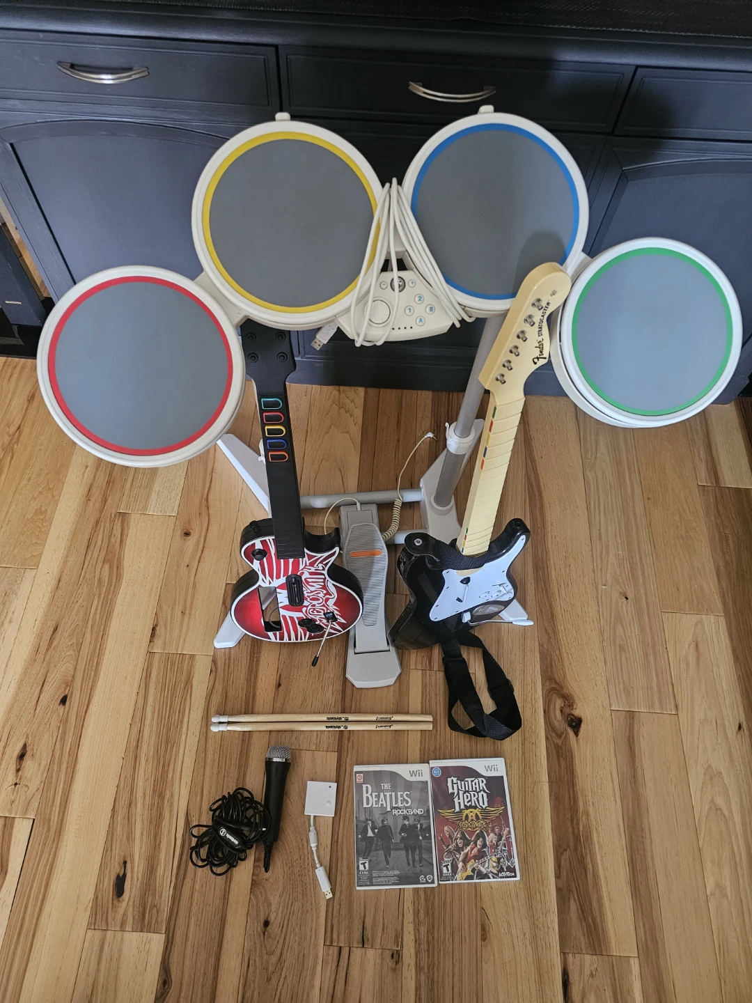 Nintendo Wii Rockband Bundle - photo 2