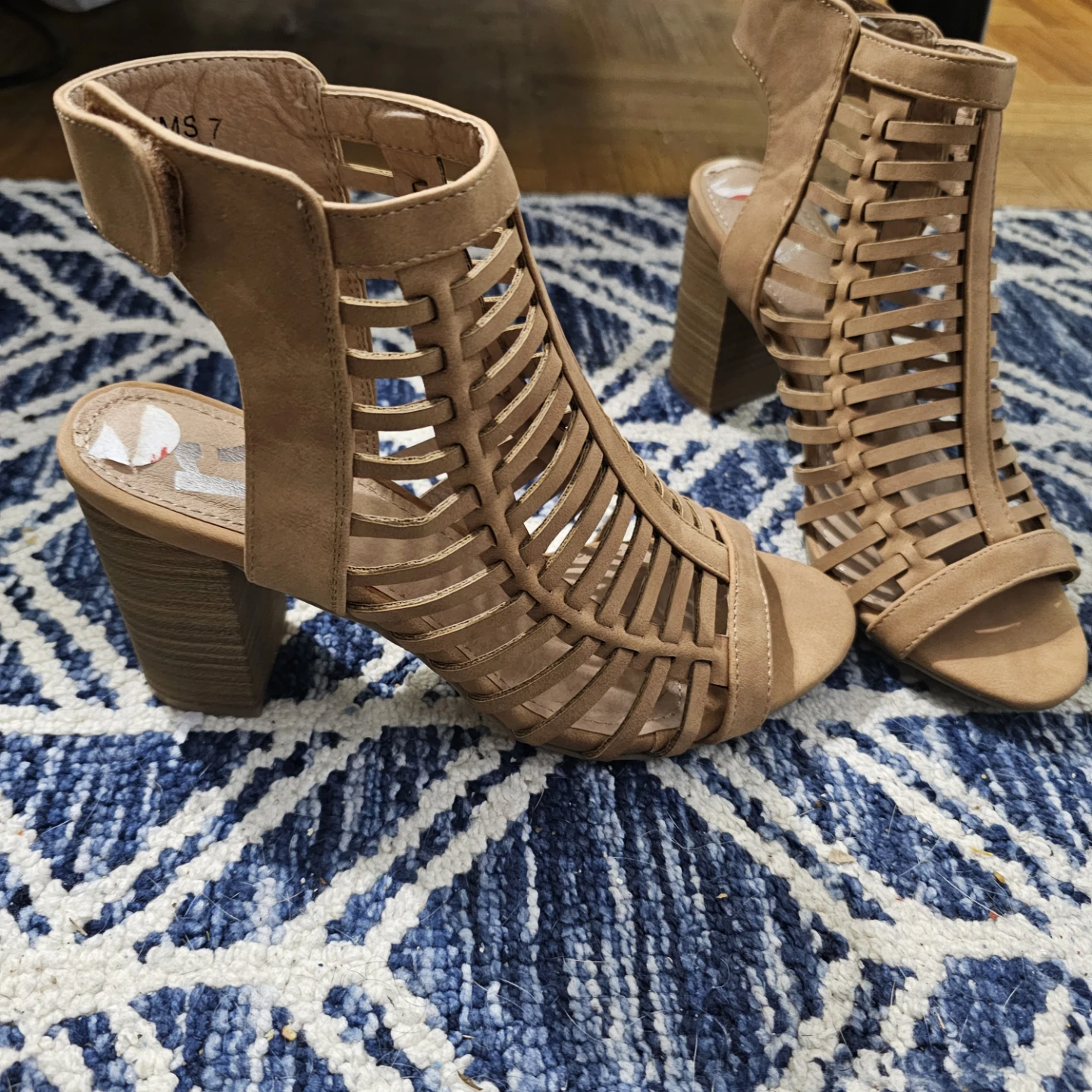 Carmina WMS 7 Tan Cage Heels - photo 3