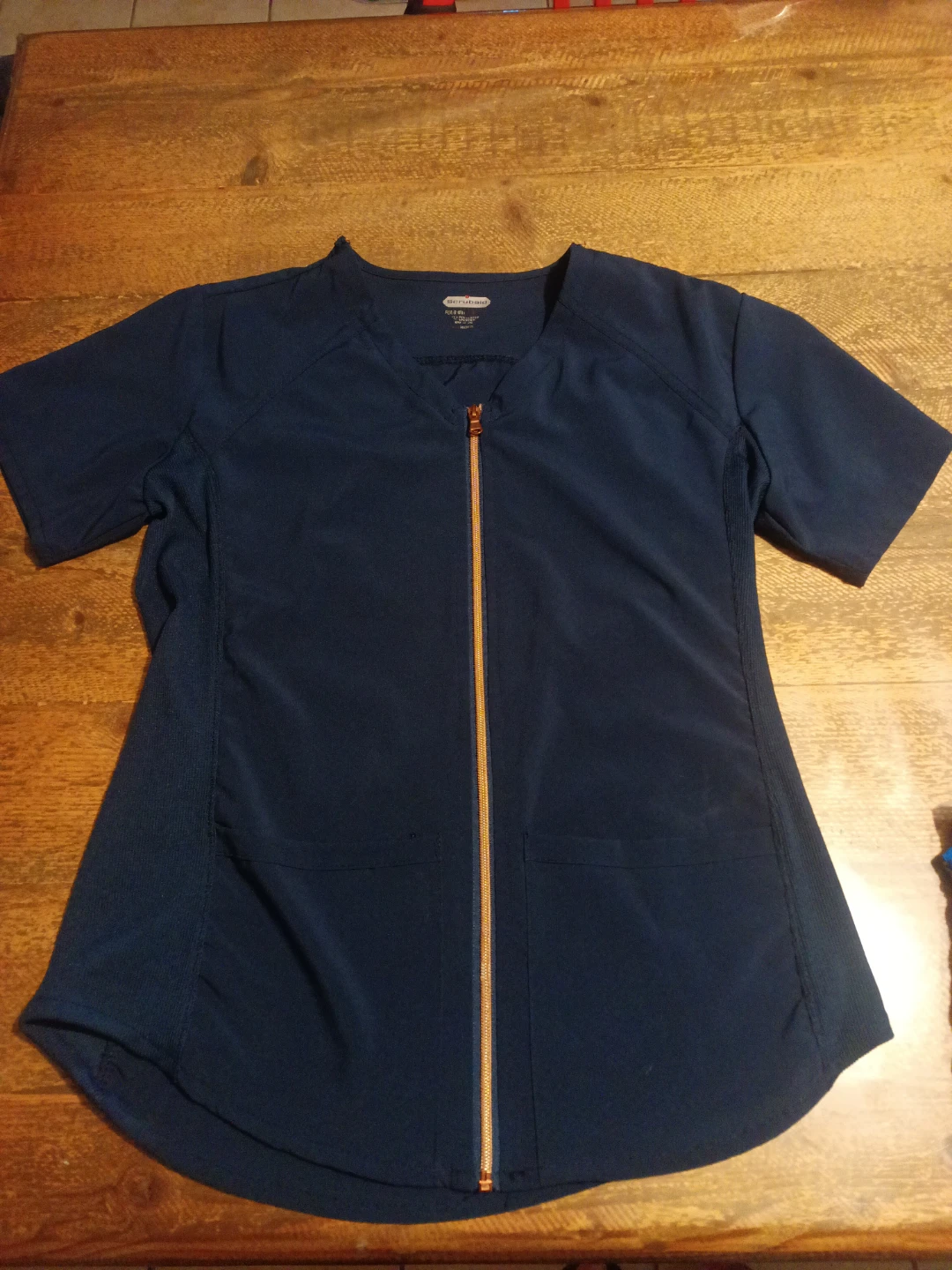Cherokee Women's V-Neck Scrub Top size S