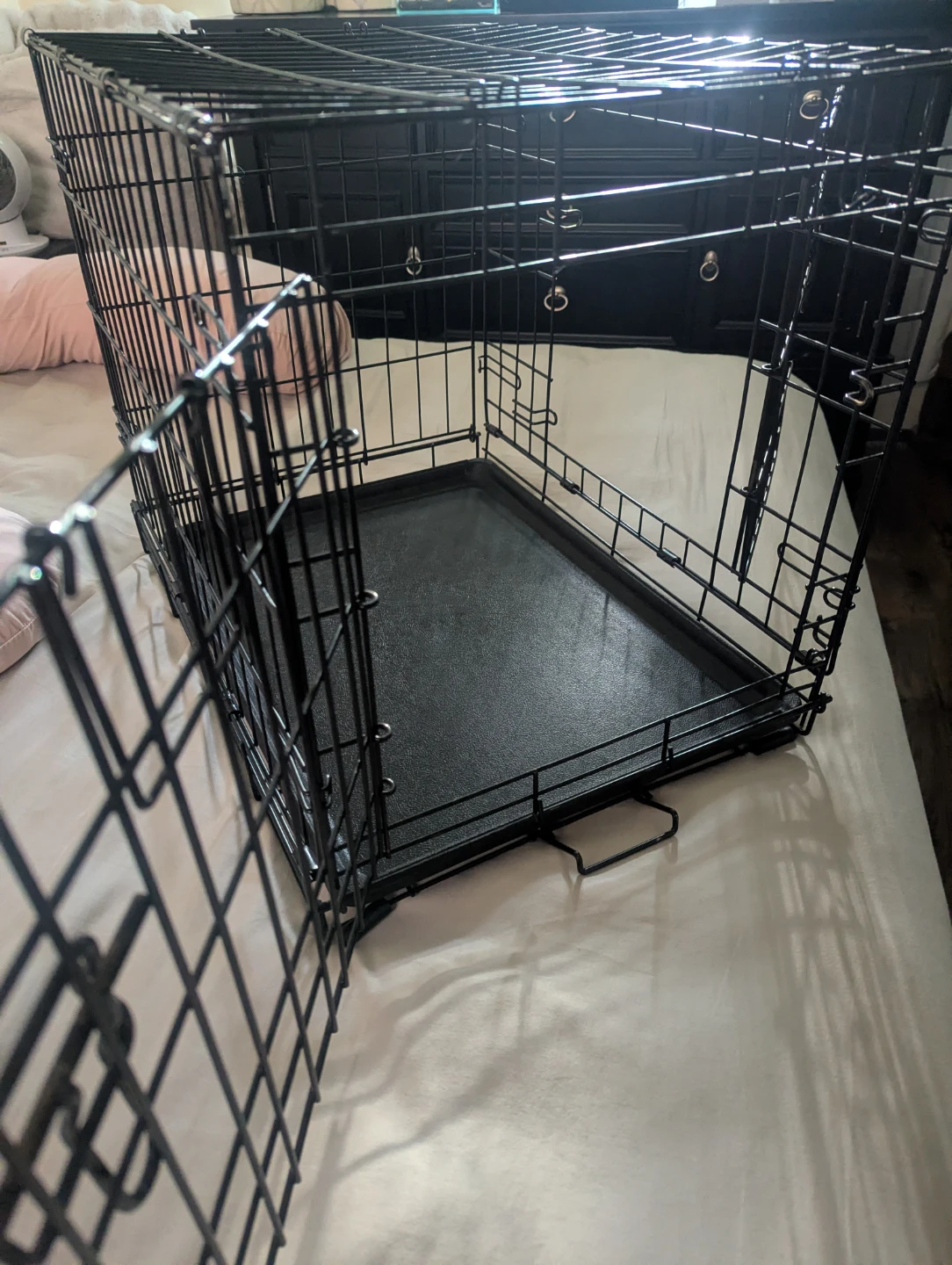 Black Metal Dog Crate with Tray