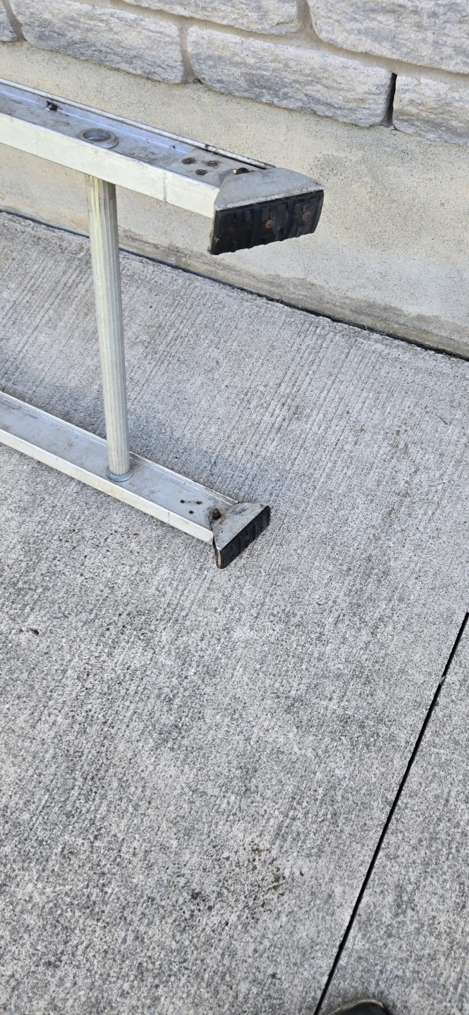 Aluminum Extension Ladder 14 feet - photo 3