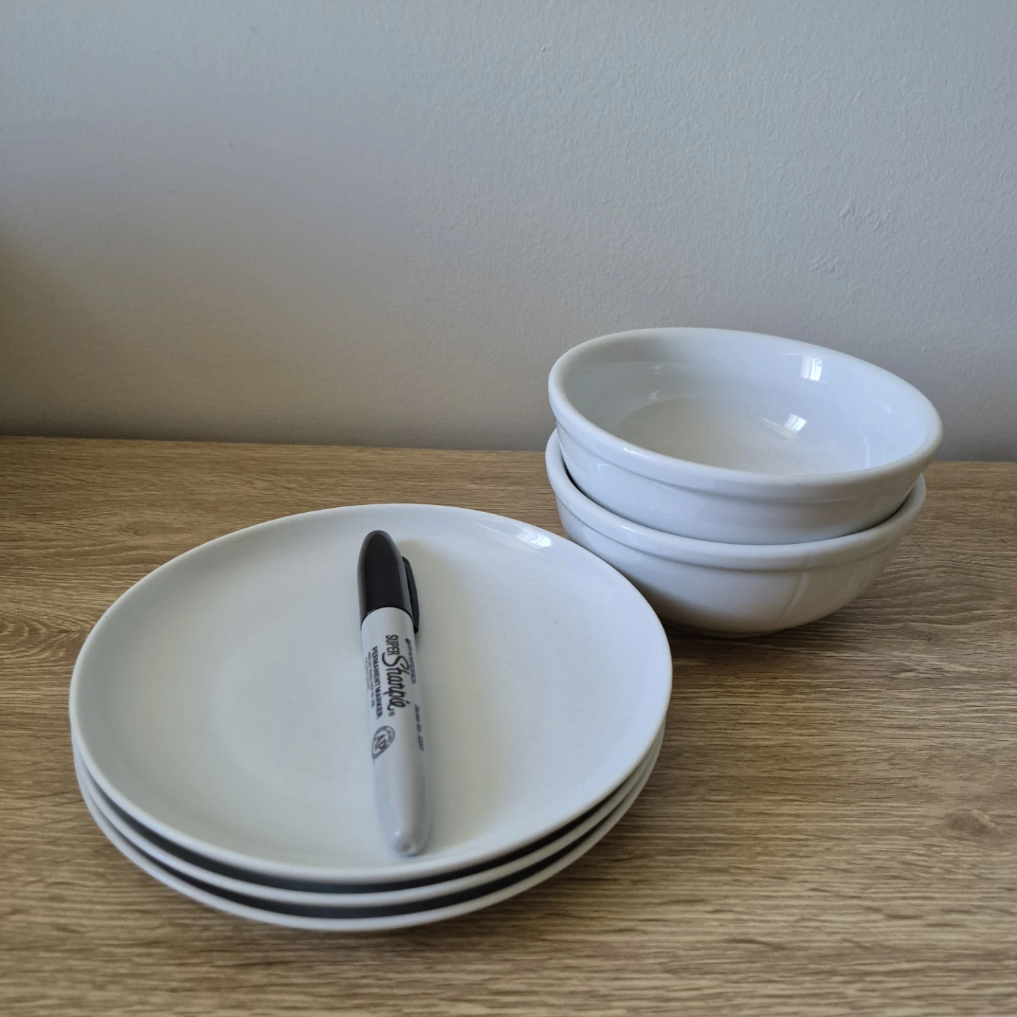Random Bits of Cereal Bowls and Side Plates - photo 2