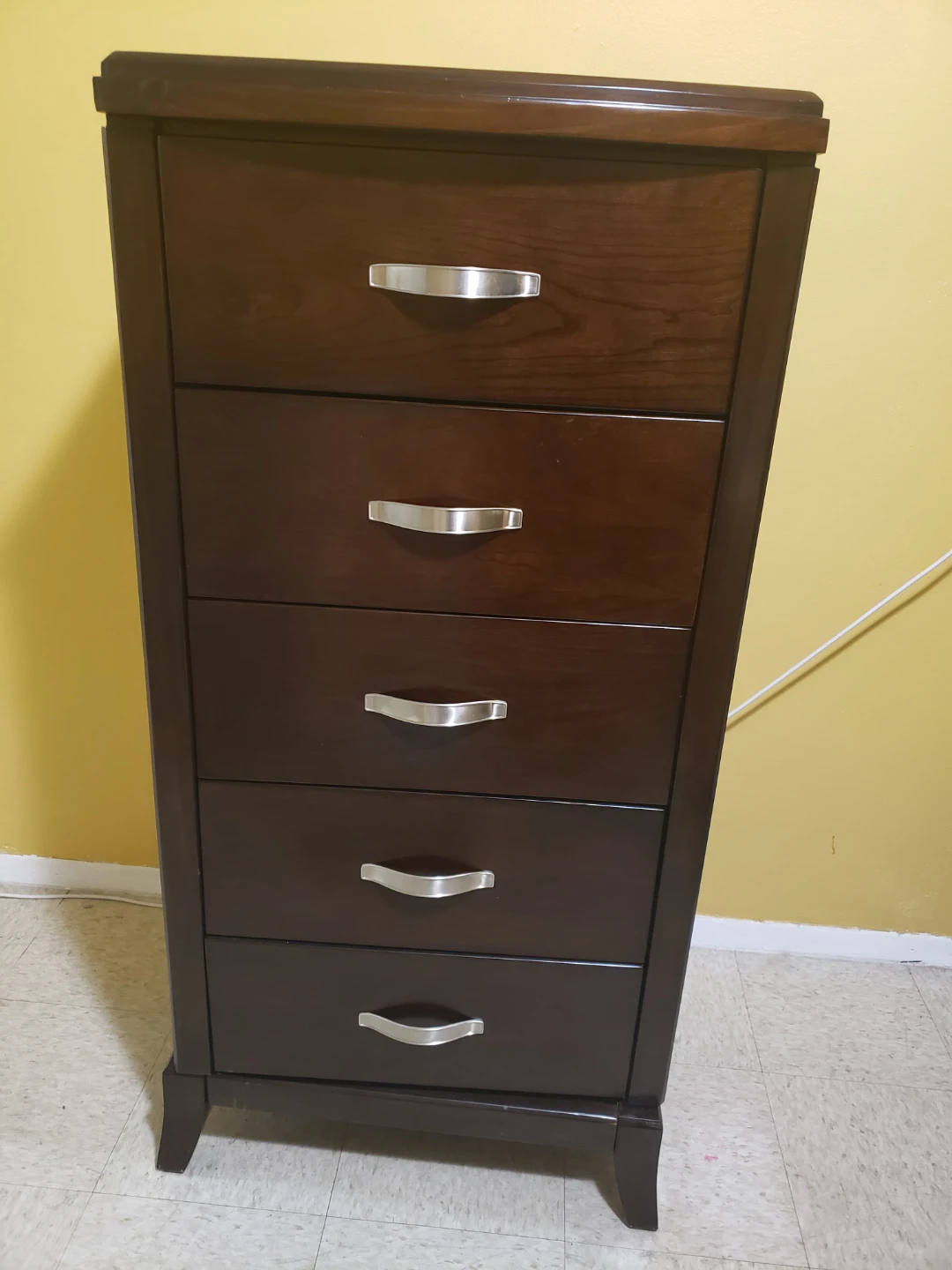 Dark Wood 5-Drawer Chest with Mirror