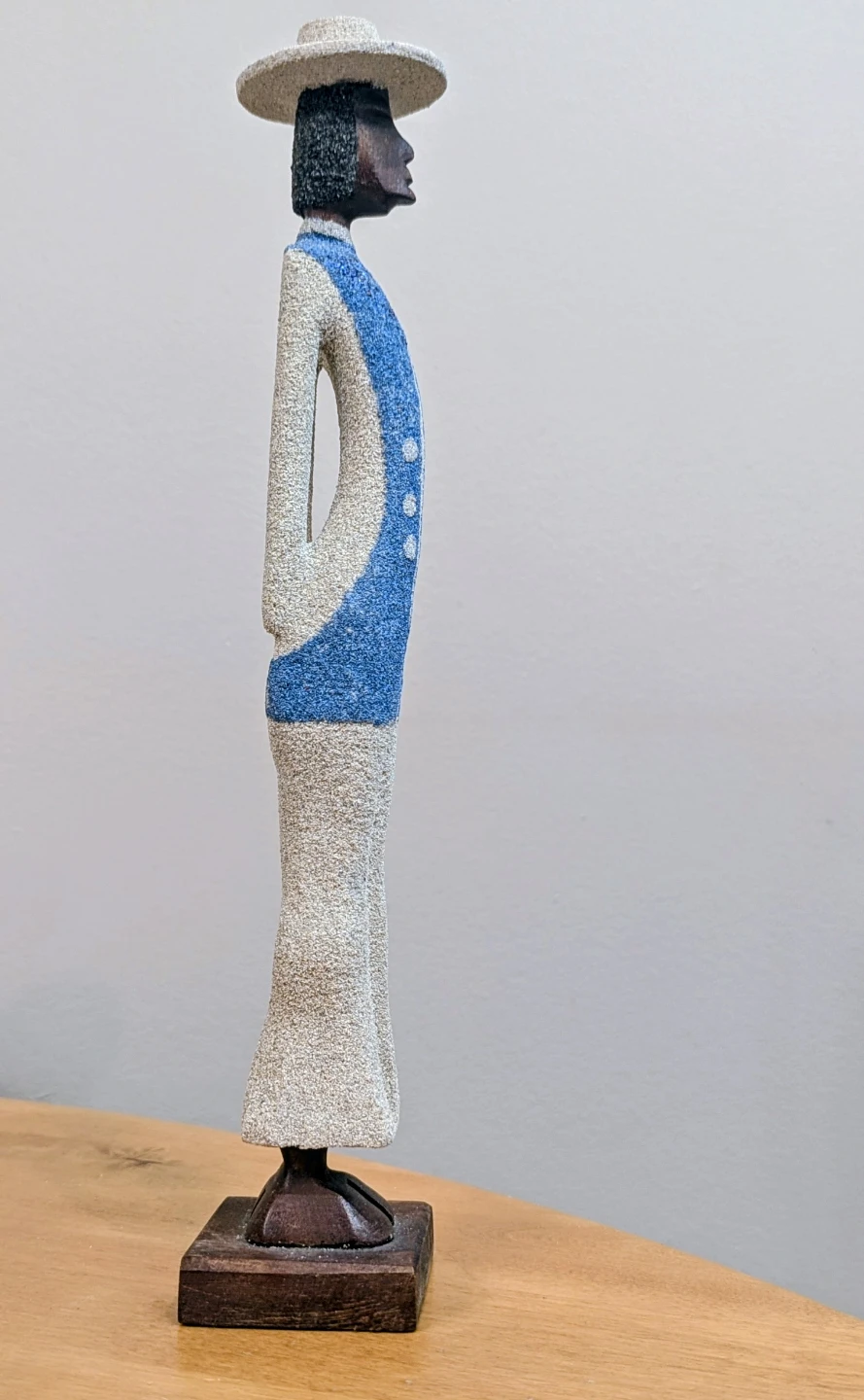Hand-carved wooden sculpture - photo 2
