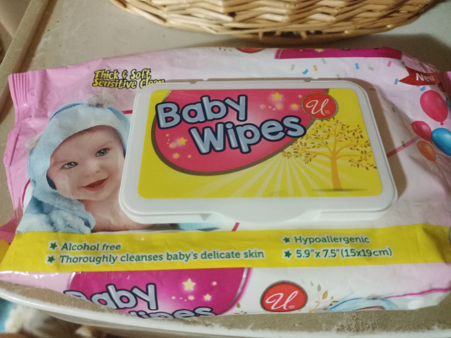 Baby Wipes 5.9" x 7.5"⚽