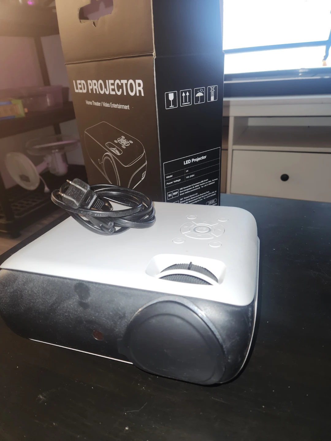 LED Projector Native 1080P - photo 3