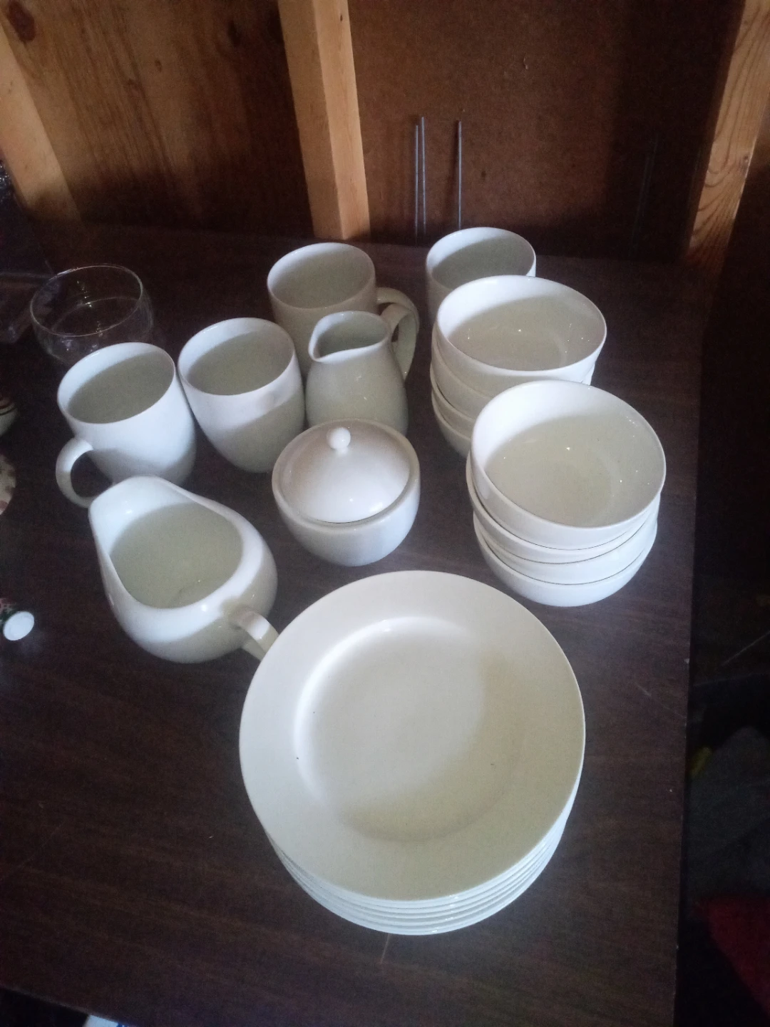 White Ceramic Dinnerware Set