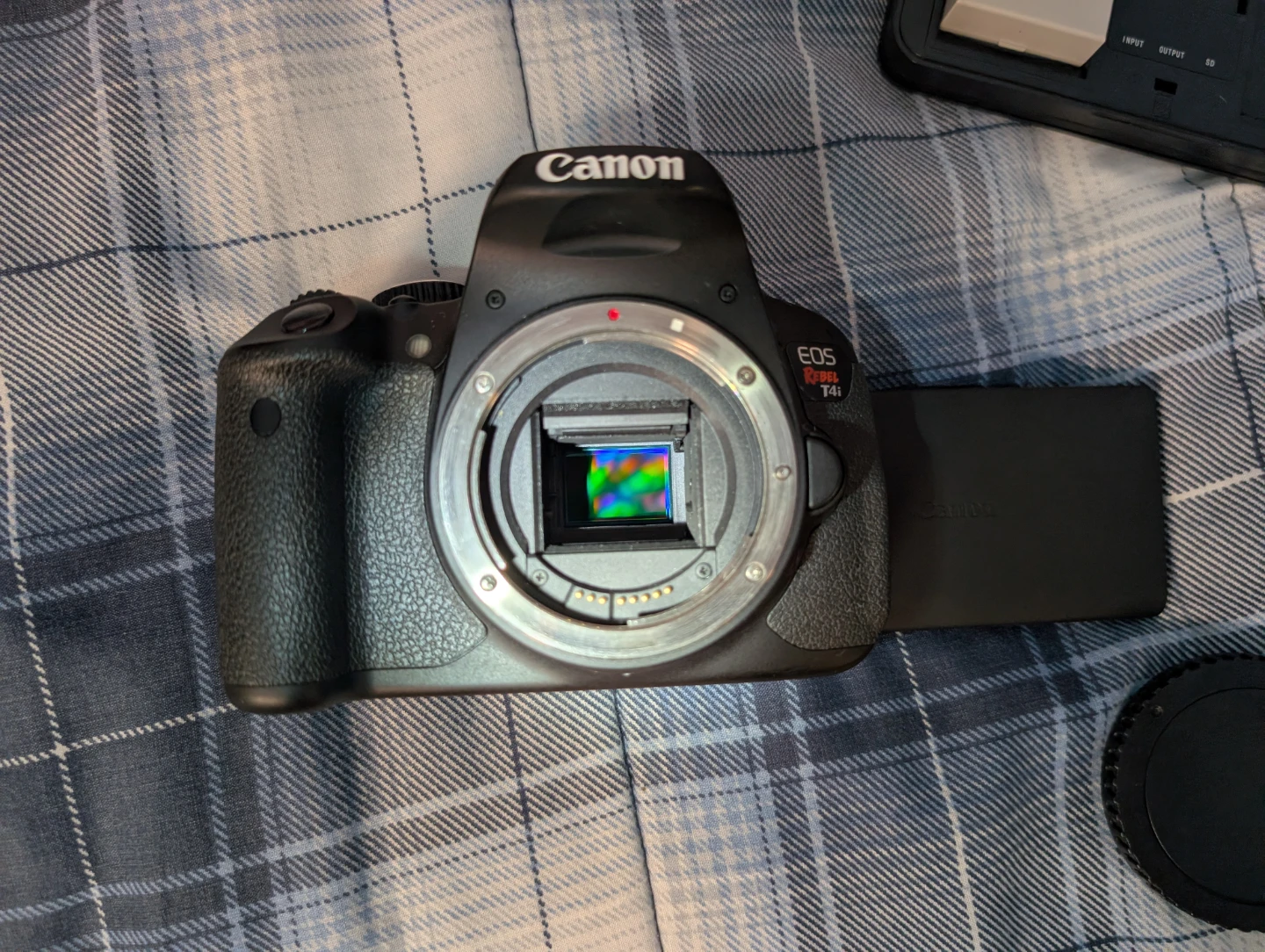 Canon EOS Rebel T4i DSLR Camera with Battery Charger - photo 4