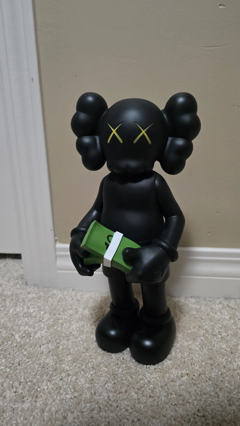 KAWS Cash Figure - photo 2