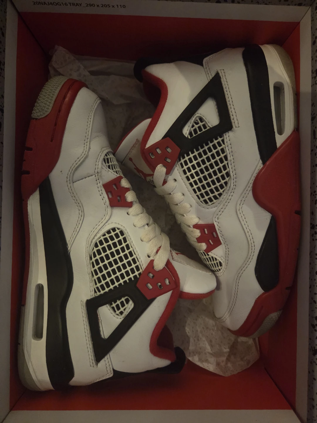 Air Jordan 4 Retro (GS) White/Fire Red Size 4Y