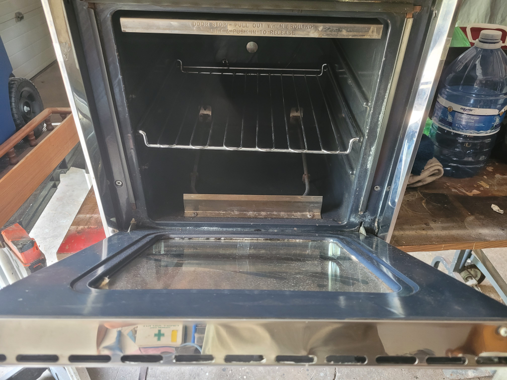 Vintage 3-Burner Electric Stove with Oven - photo 4