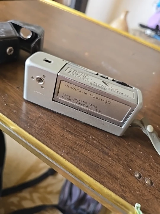 Minolta-16 Model-P 35/25 Camera - photo 2