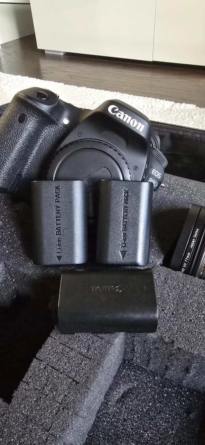 Canon EOS 80D DSLR Camera with Sigma 17-50mm Lens - photo 4
