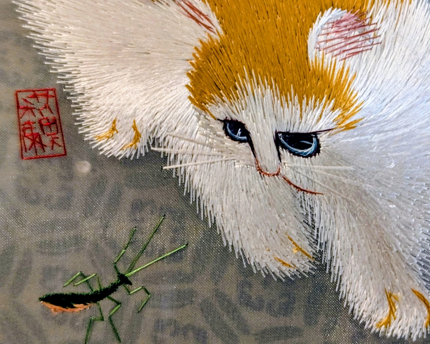 Vintage Su Silk Embroidery Rotating Cat Table Screen w/ Box - photo 3