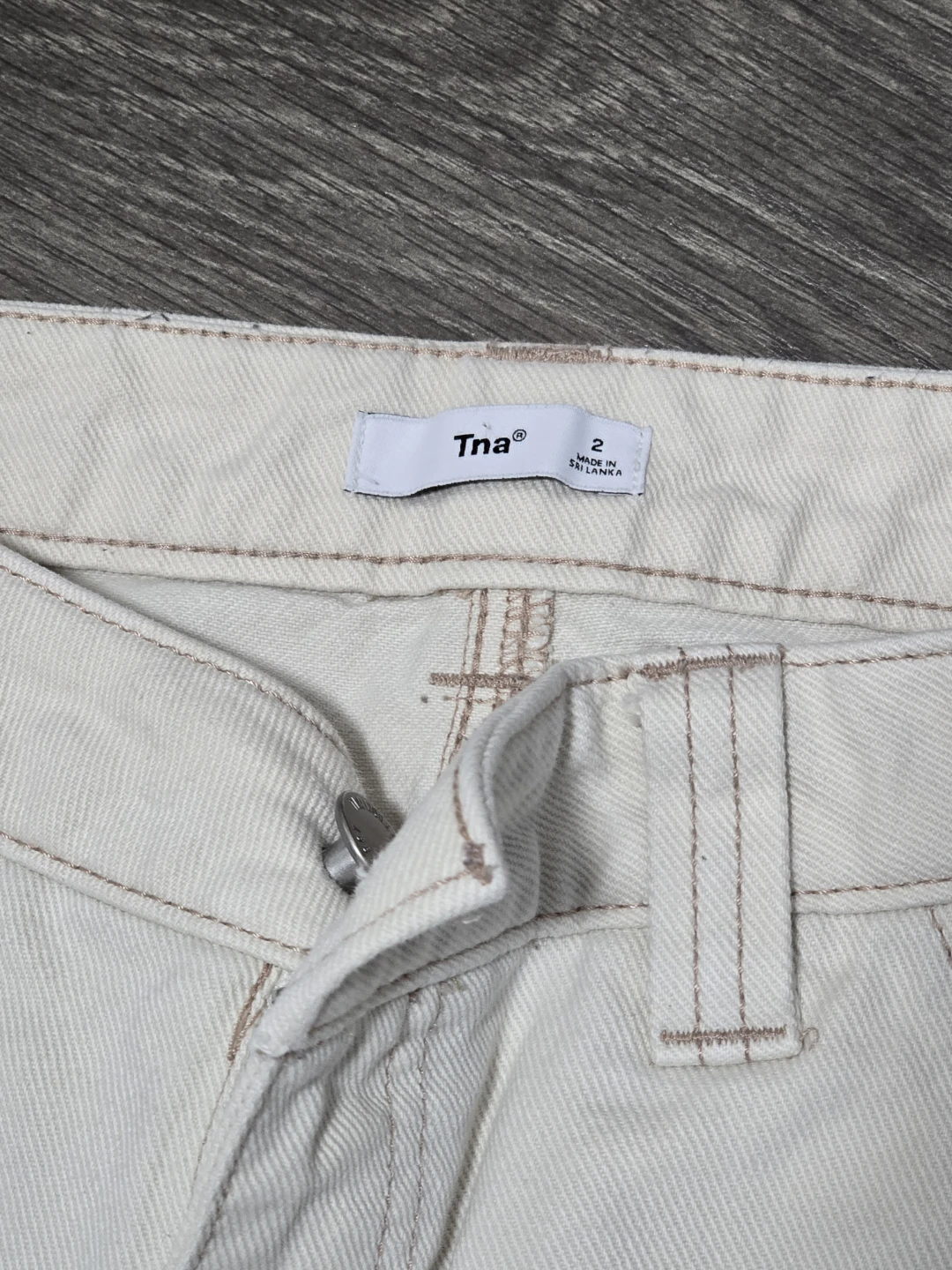 Aritzia TNA Greenwich white/beige carpenter pants - photo 4