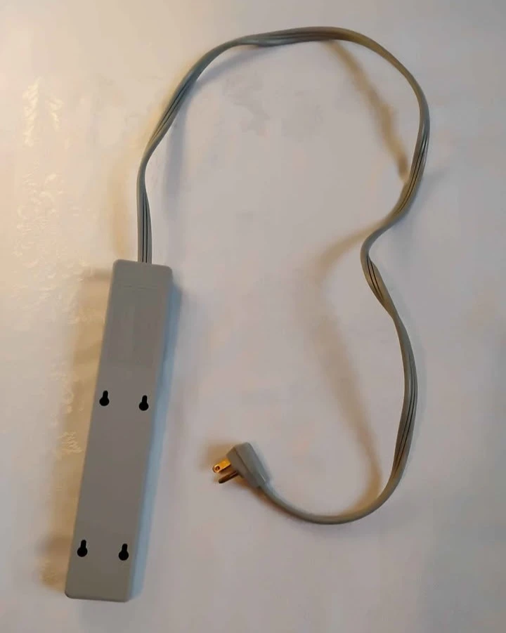 ⚽ Surge Protector - photo 2