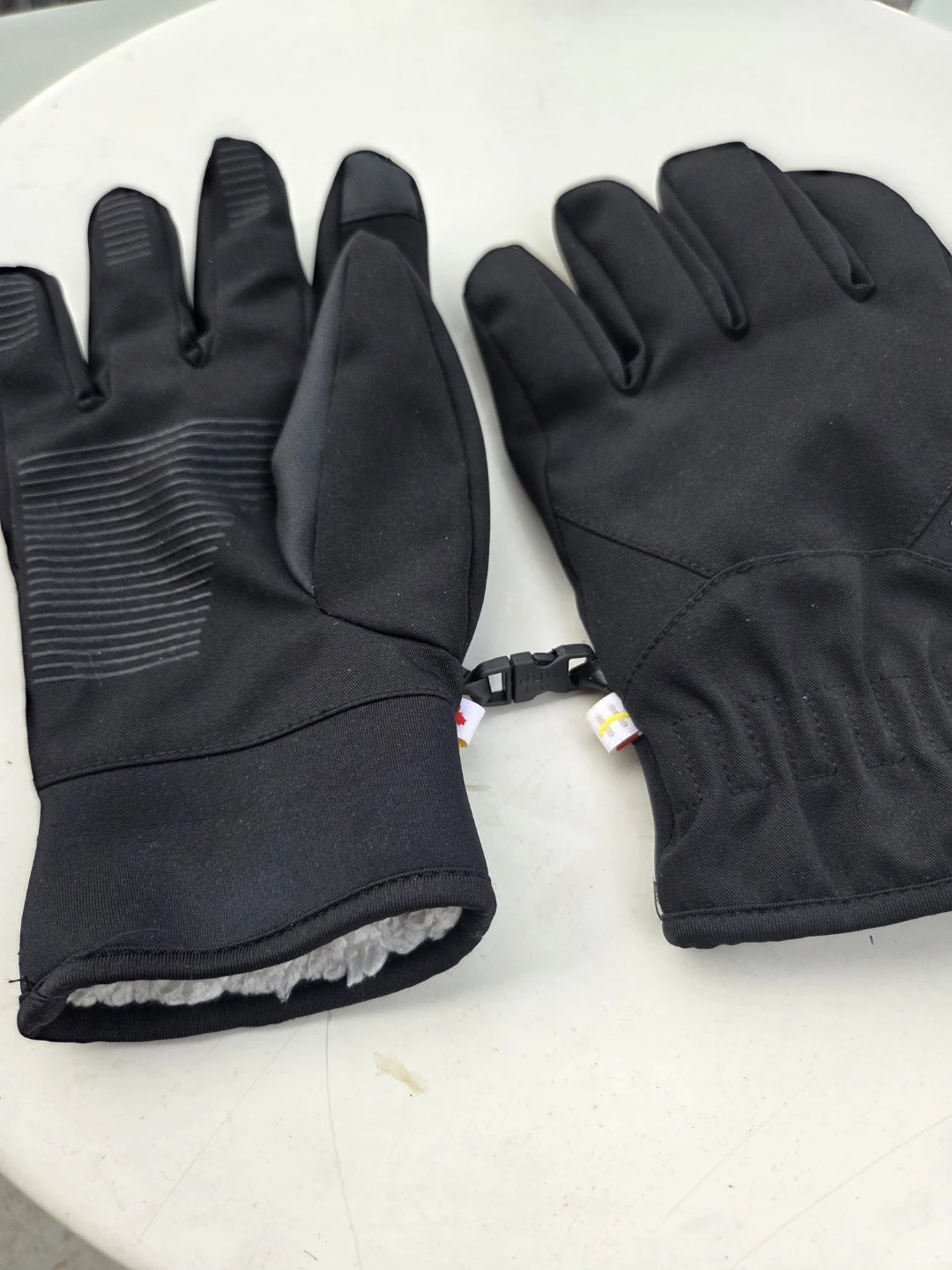 Black Winter Gloves - photo 4
