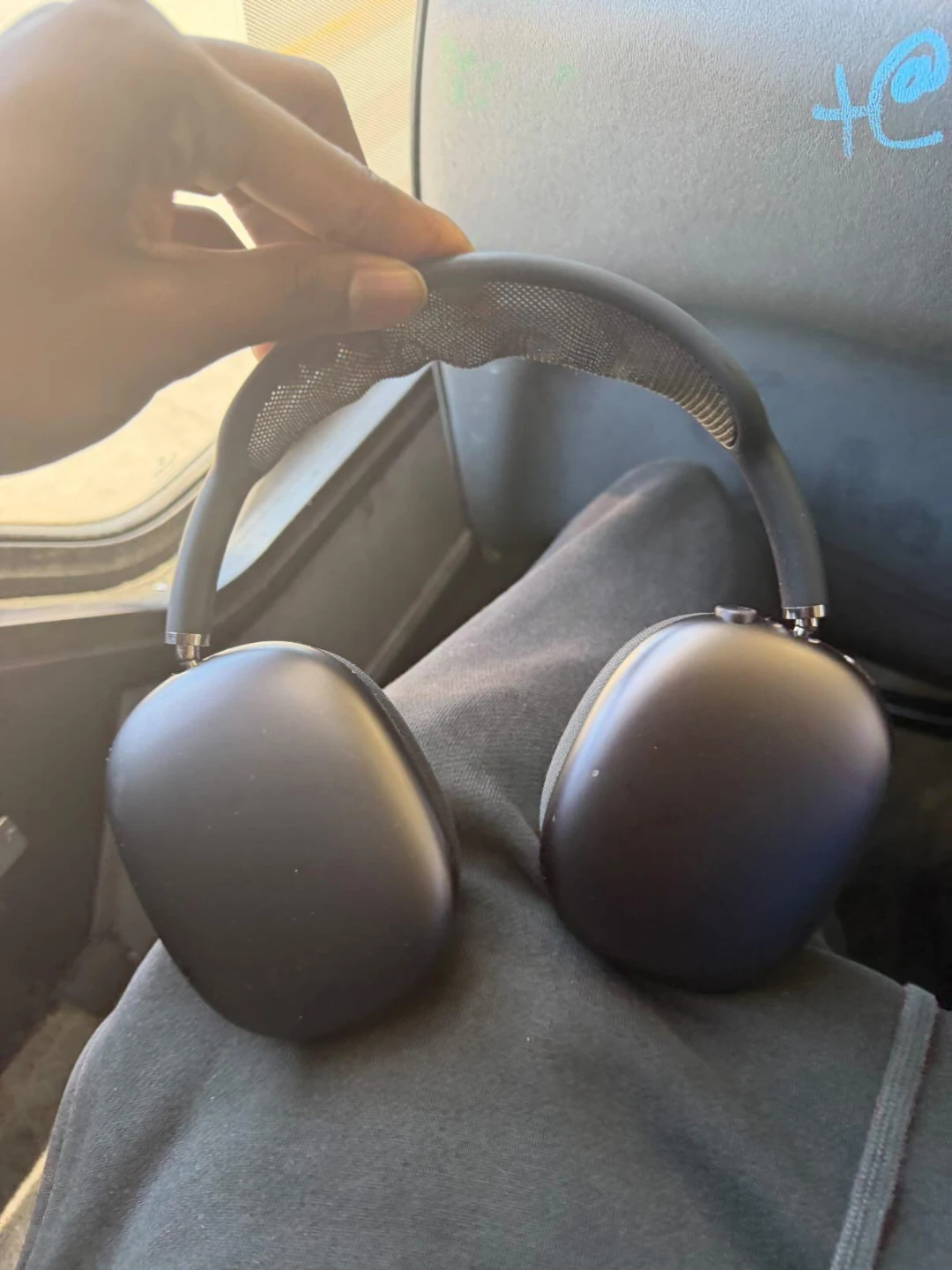 Apple AirPods Max Headphones - photo 2