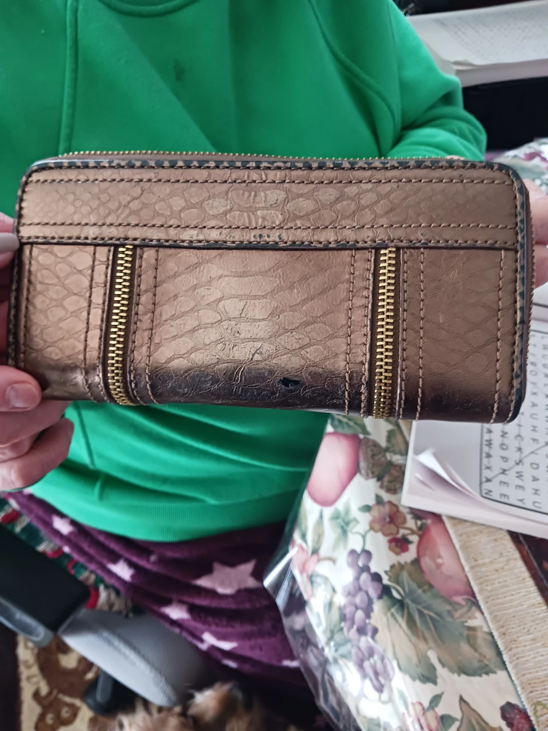 Michael Kors Zip Around Wallet - photo 4