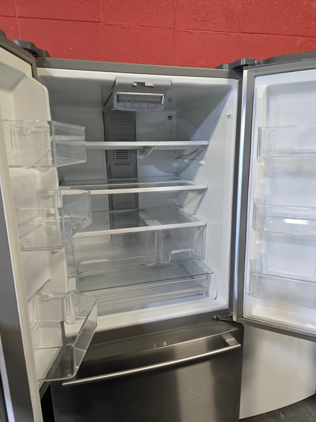 Bosch French Door Refrigerator - photo 2