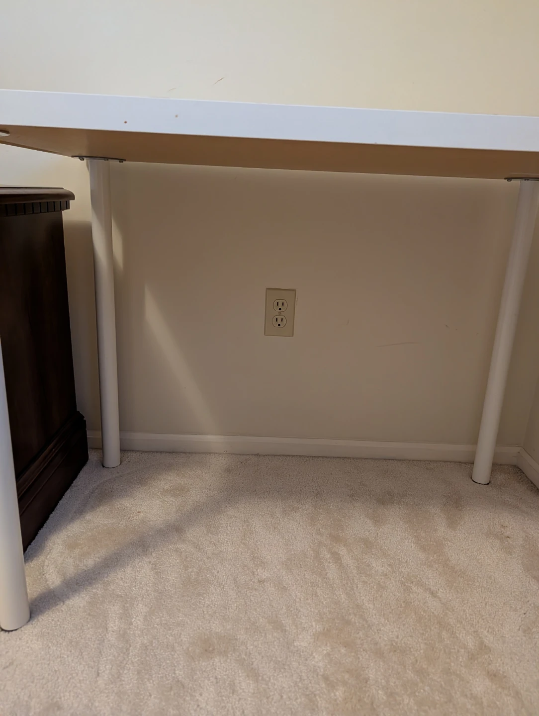 IKEA White Desk - photo 2