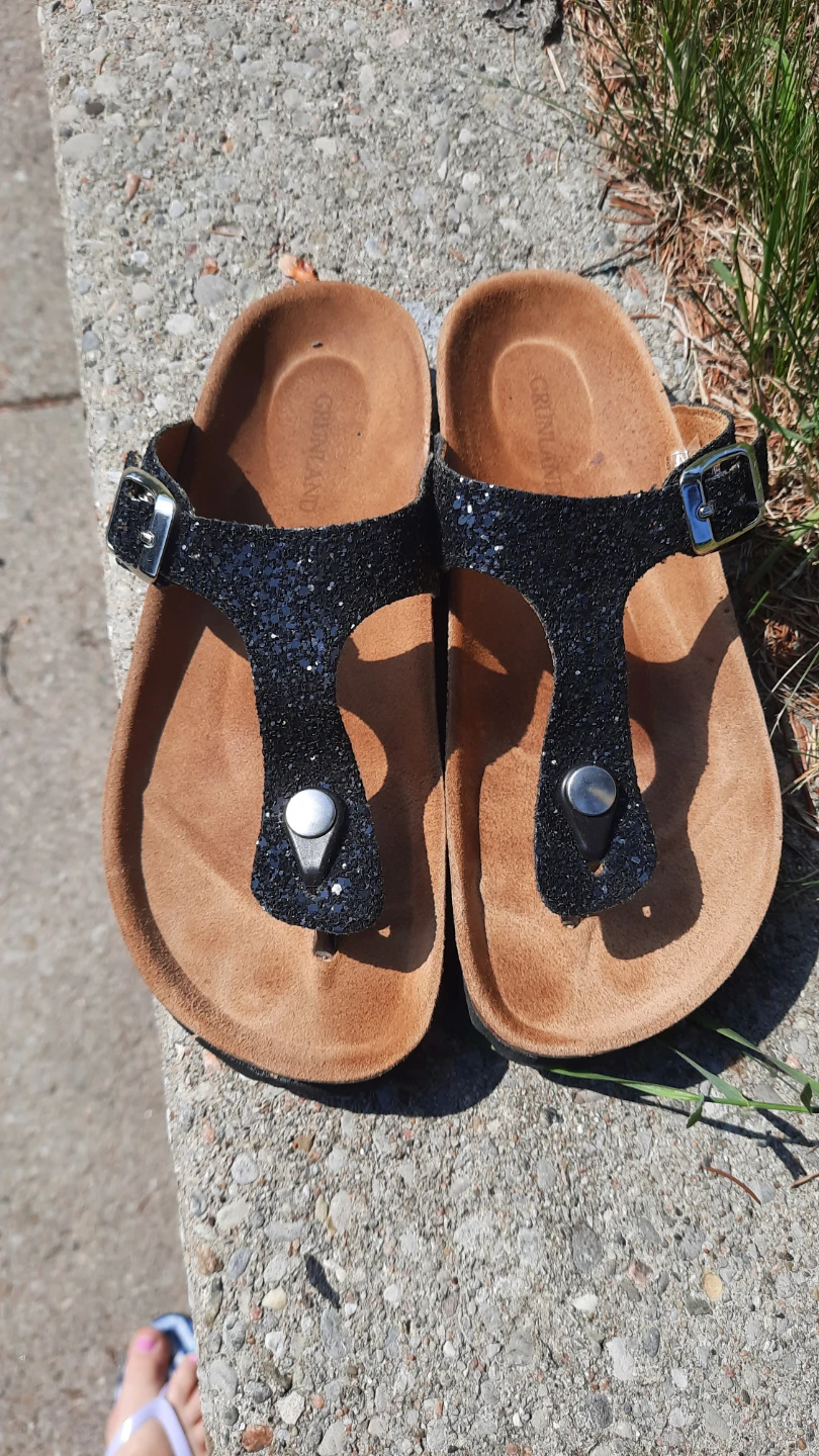 Grunland Black Sparkle Thong Sandals