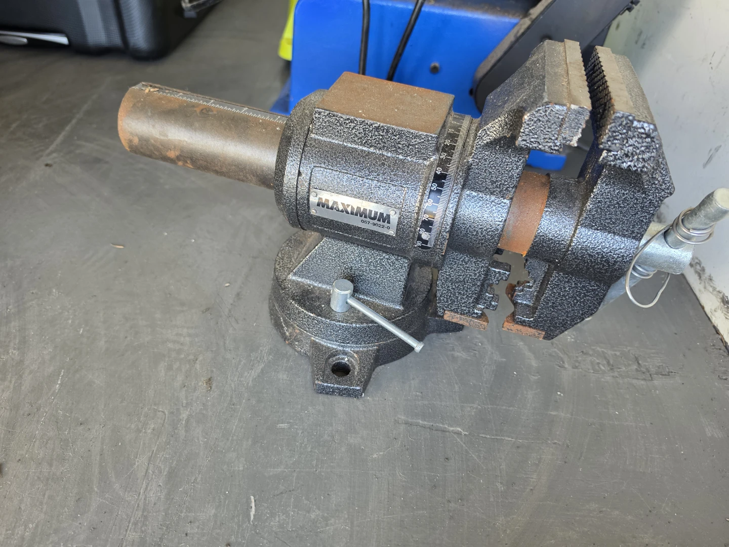Maximum Bench Vise