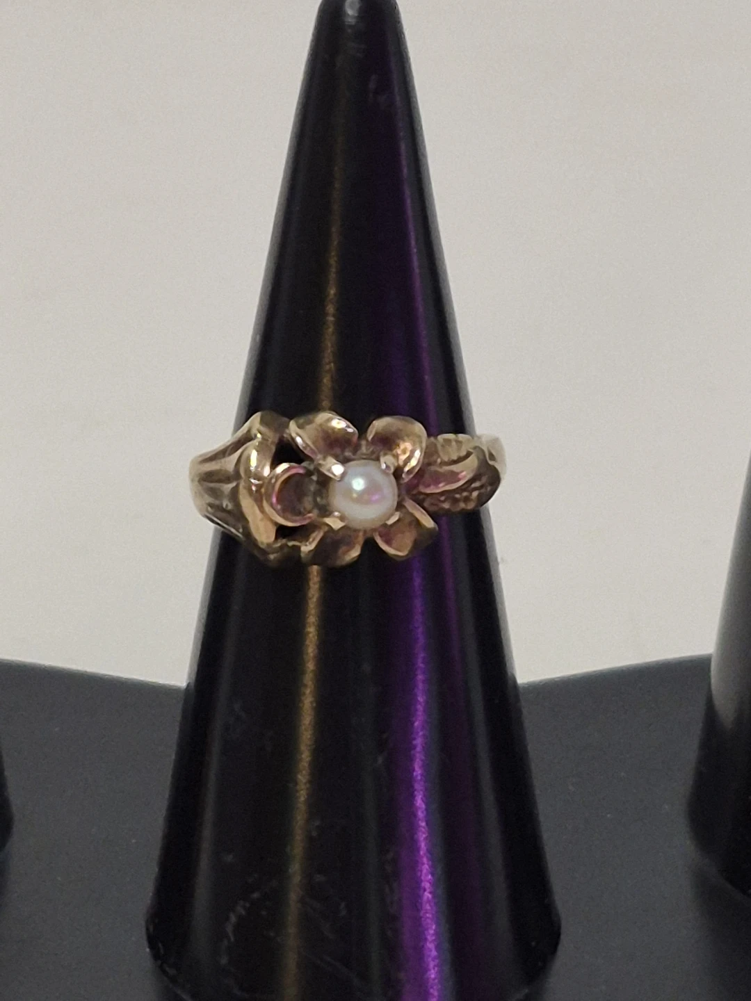 10k flower Ring With Pearl - photo 2