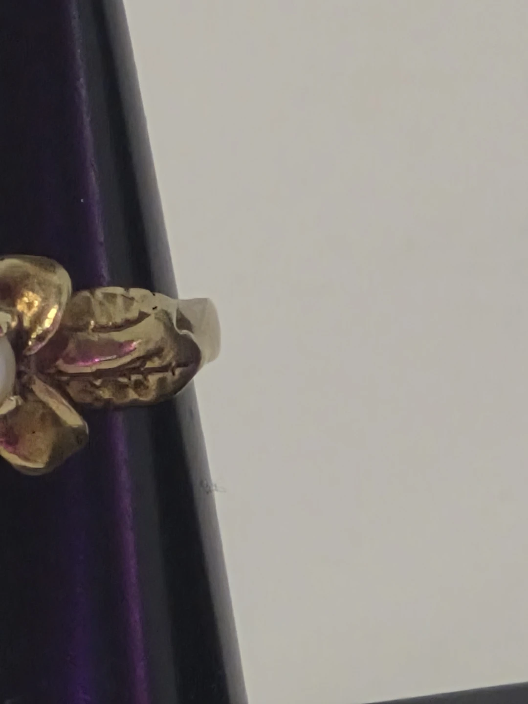 10k flower Ring With Pearl - photo 3