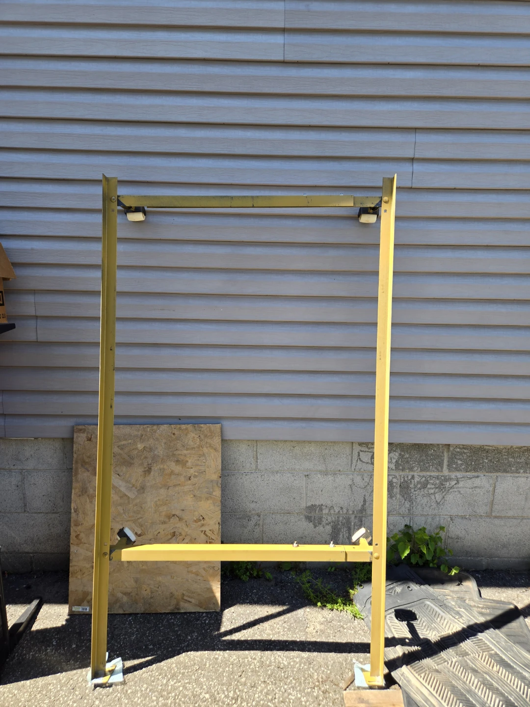 Yellow Metal Frame and boxspring twin size