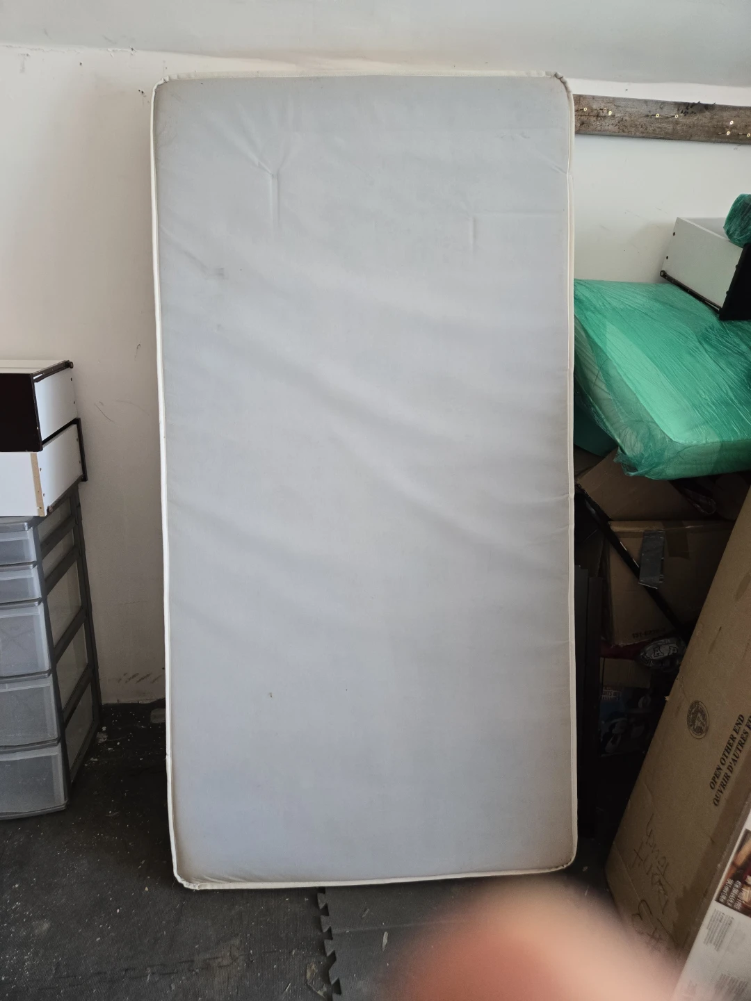 Yellow Metal Frame and boxspring twin size - photo 2
