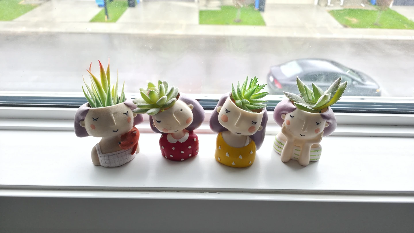 Set of 4 Cute Girl Face Planters - photo 3