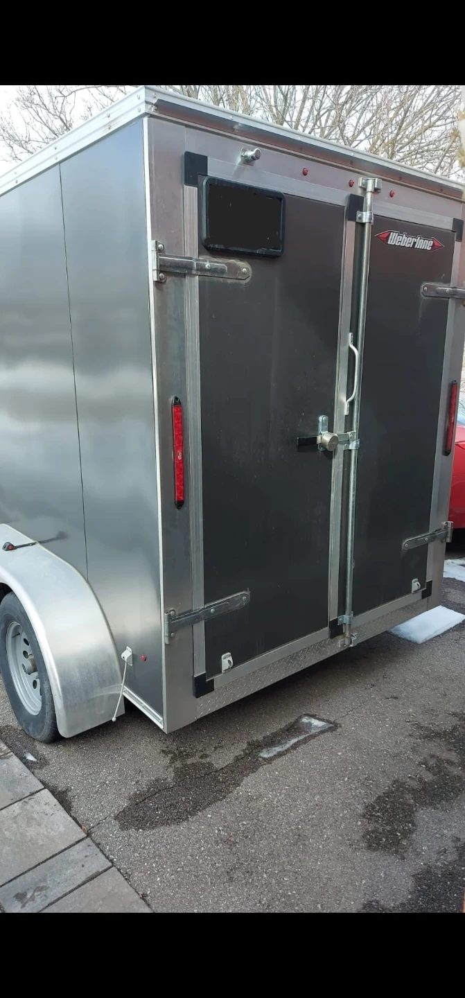 Weberlane 6x10 enclosed trailer ( double axle) - photo 3