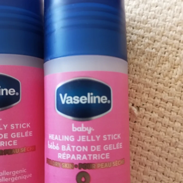 Vaseline Baby Healing Jelly Stick (3-pack) - photo 2