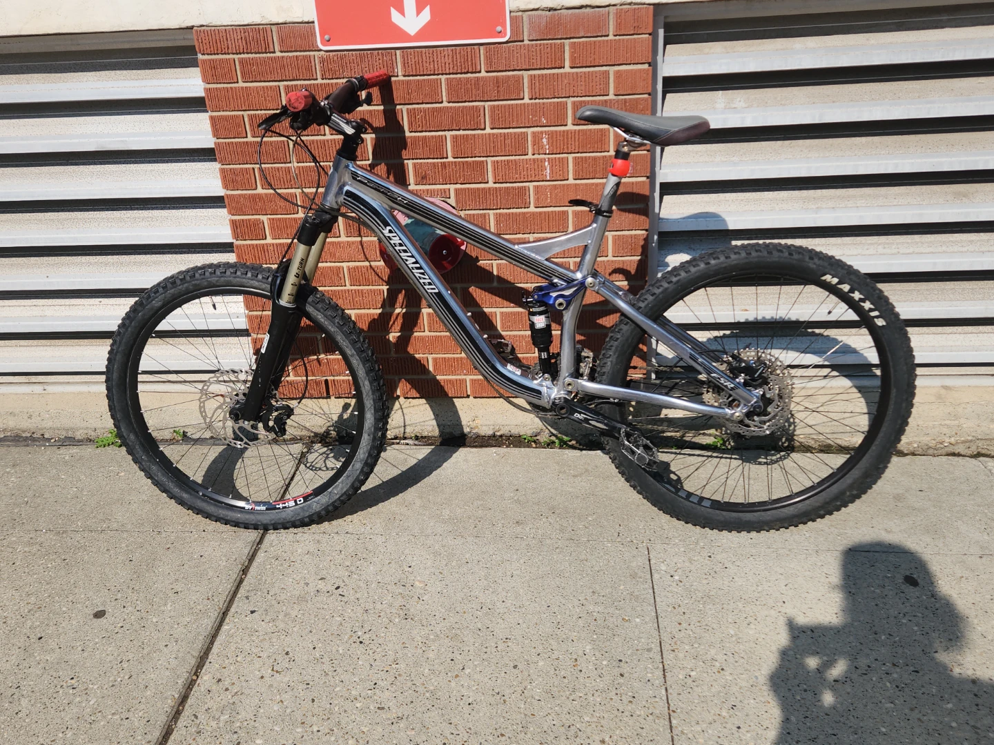 Specialized Full Suspension Mountain Bike