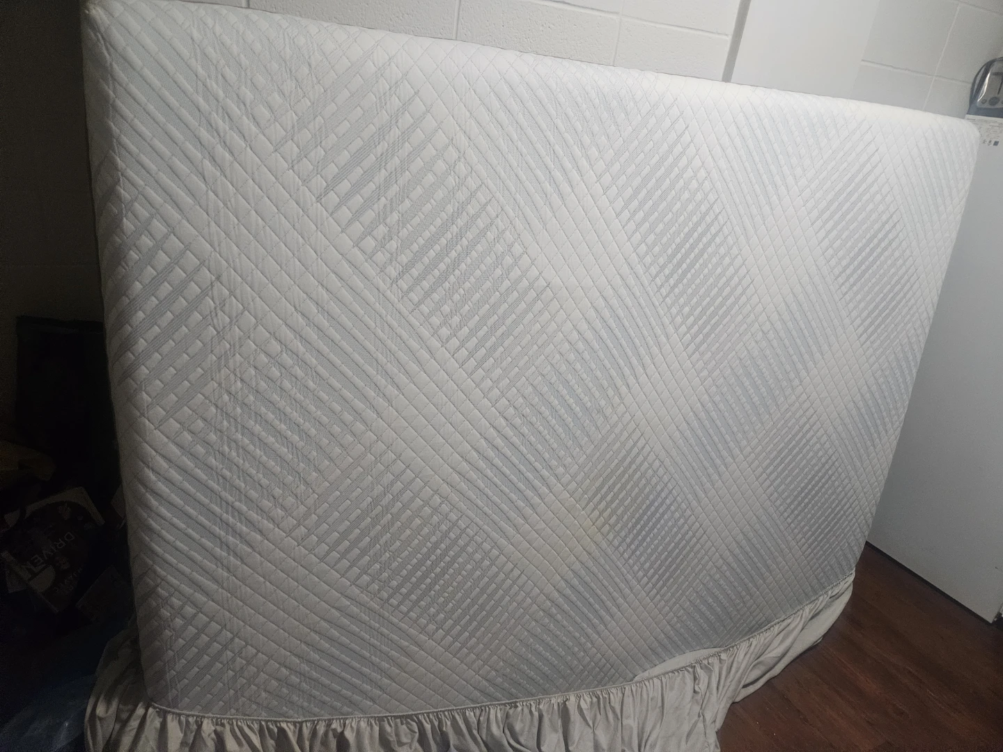 MOLBLLY Queen Size Mattress and Bed Frame
