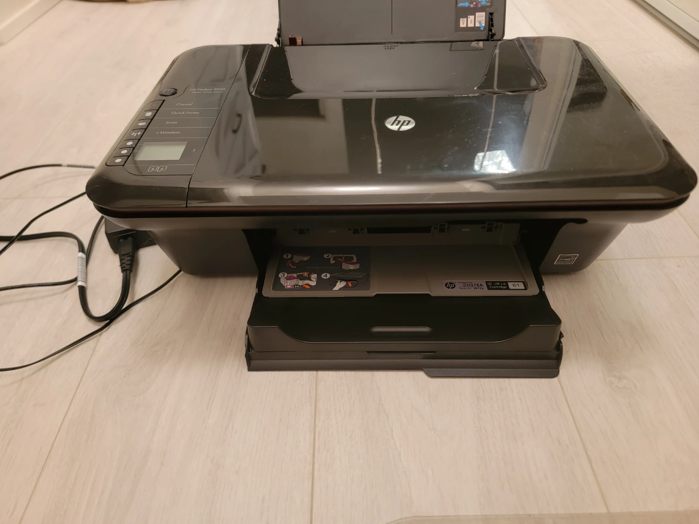 HP DeskJet 3050 All-in-One Printer - photo 2