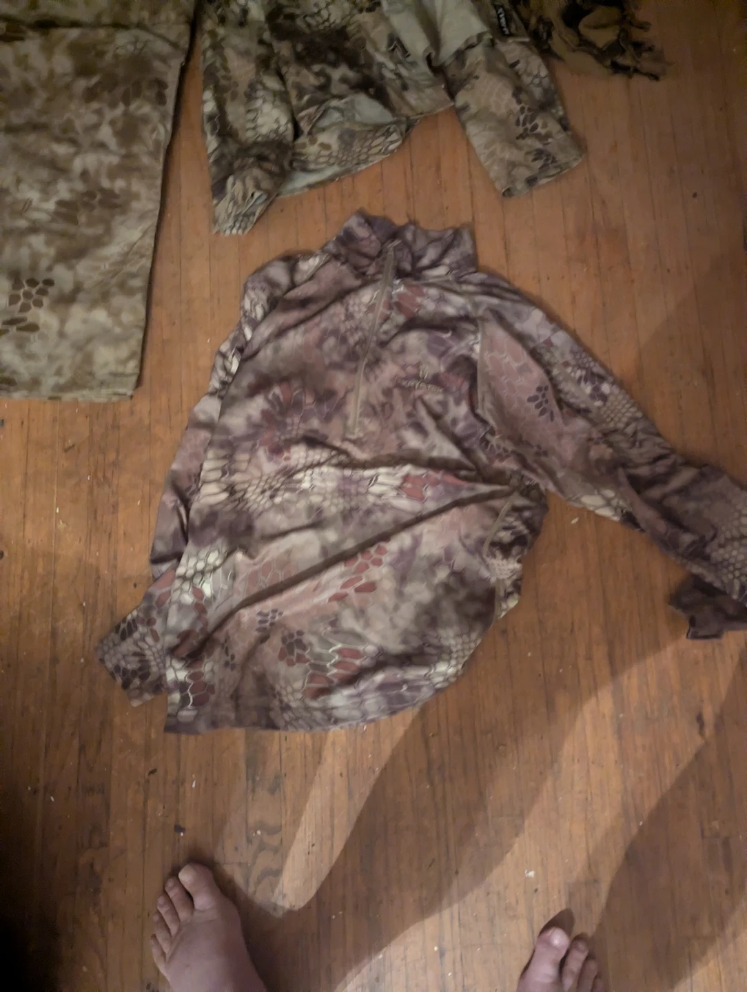 Kryptek Camo Hunting Pants and Shirt Set - photo 2