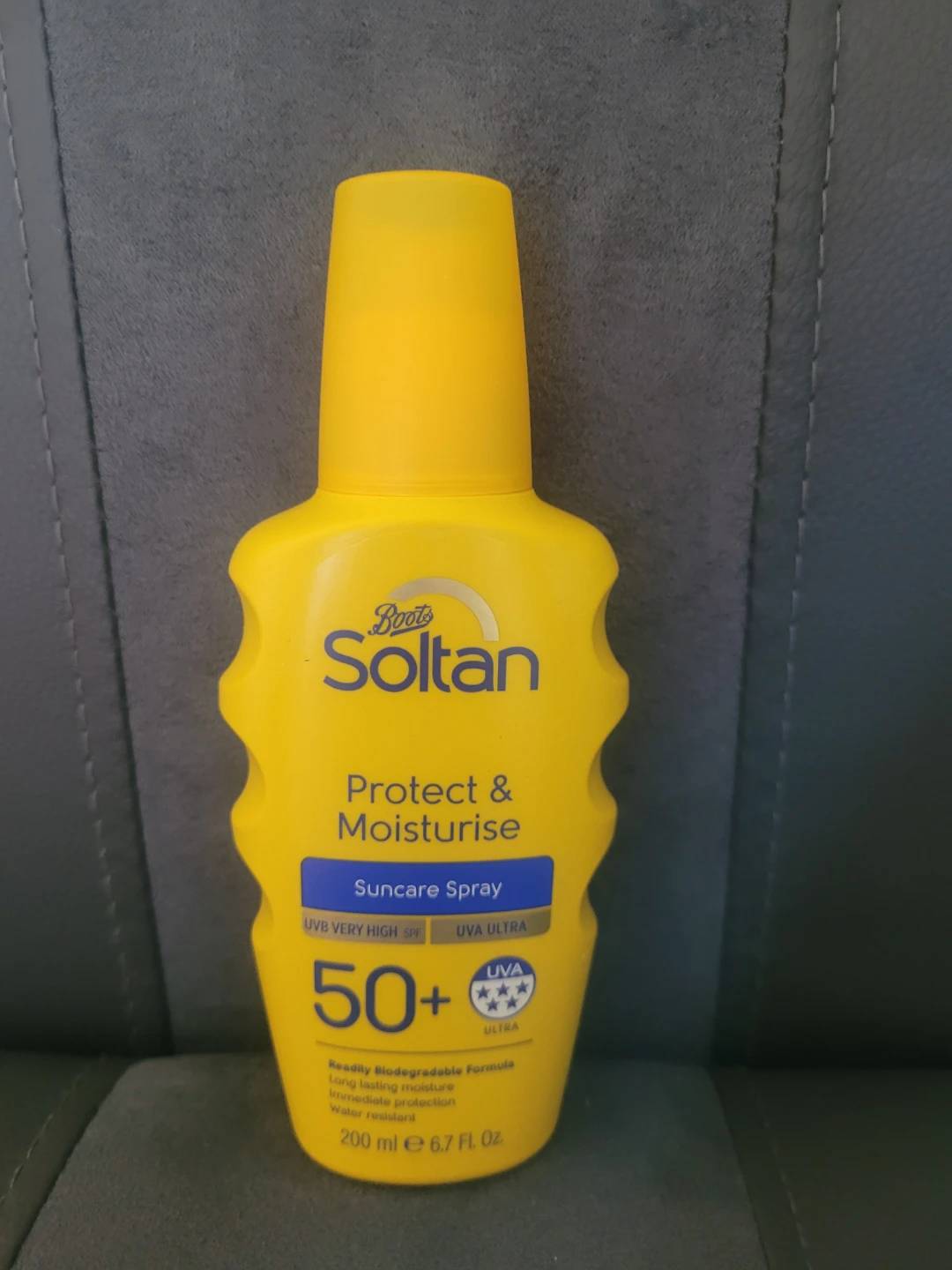 Boots Soltan Protect & Moisturise Suncare Spray SPF 50+