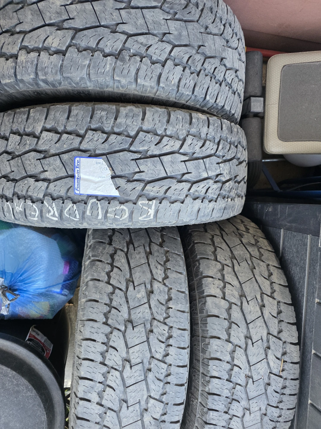 Toyo Open Country A/T Tires LT275/65R18