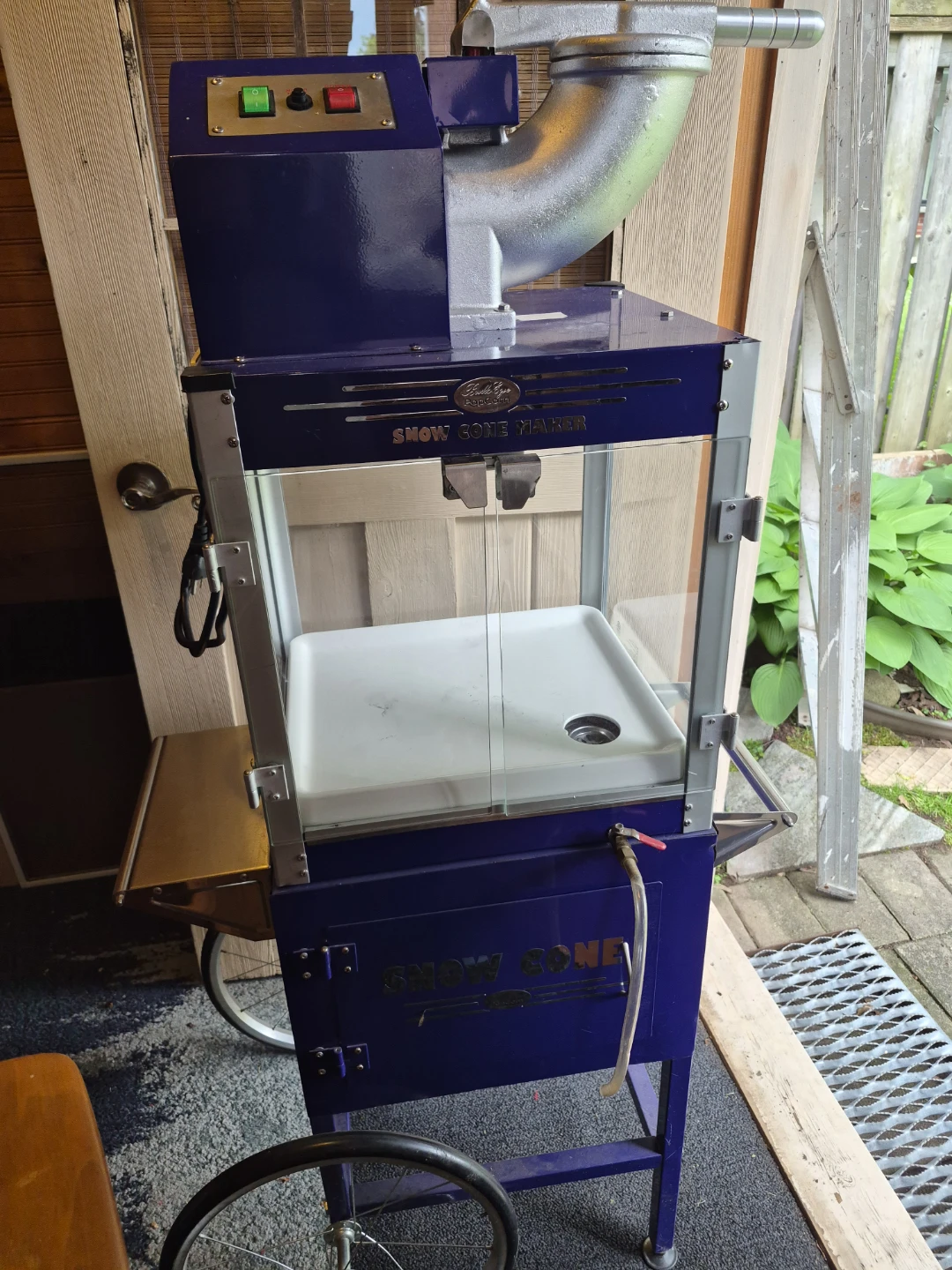 Snow Cone maker - photo 2