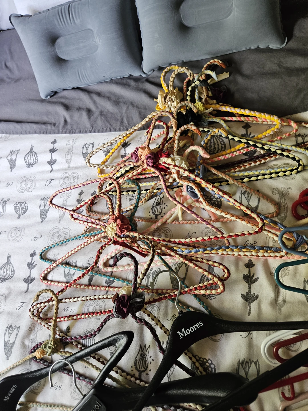 Assorted Clothes Hangers - photo 3