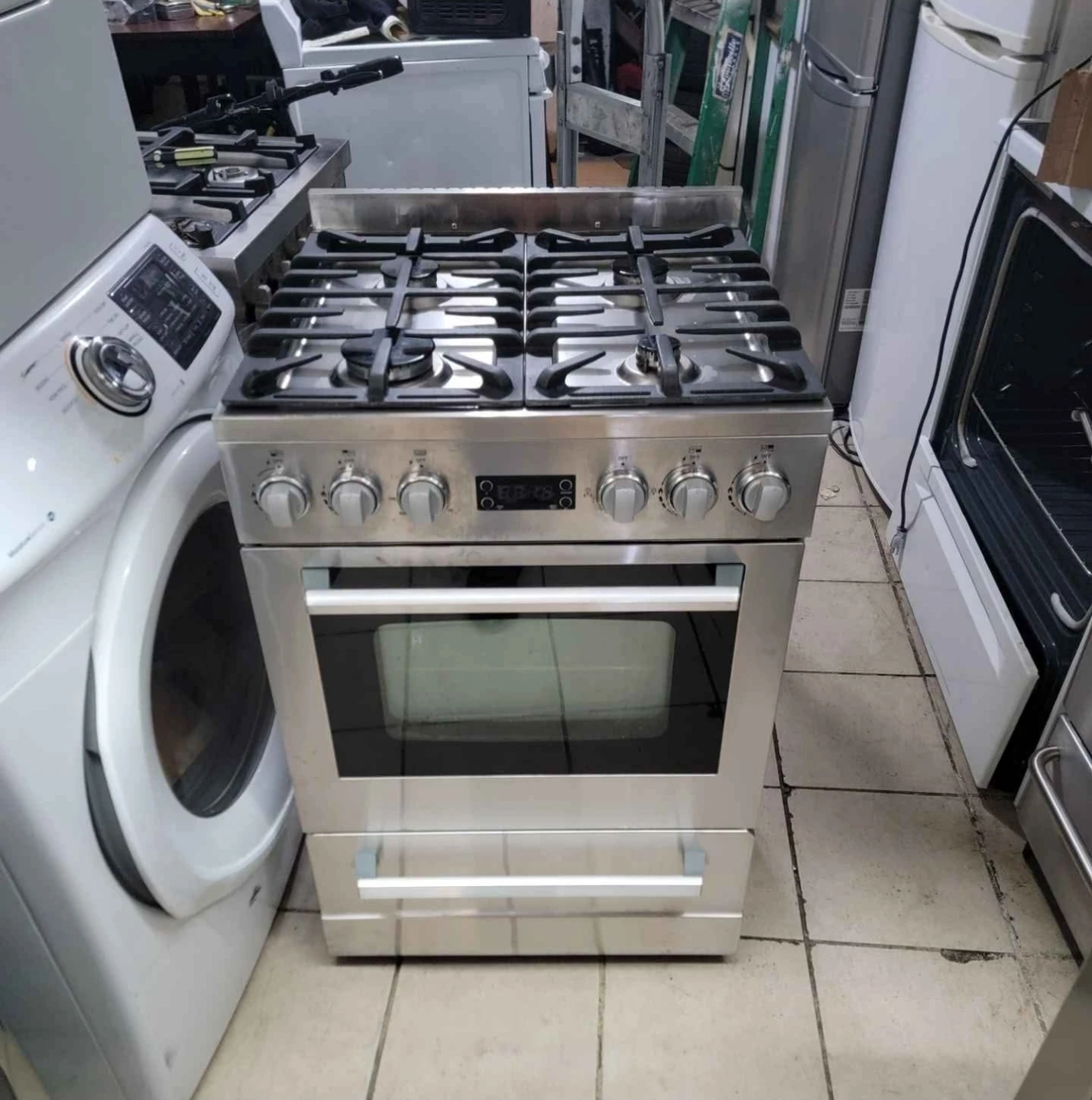 Haier 24in Stainless steel gas stove