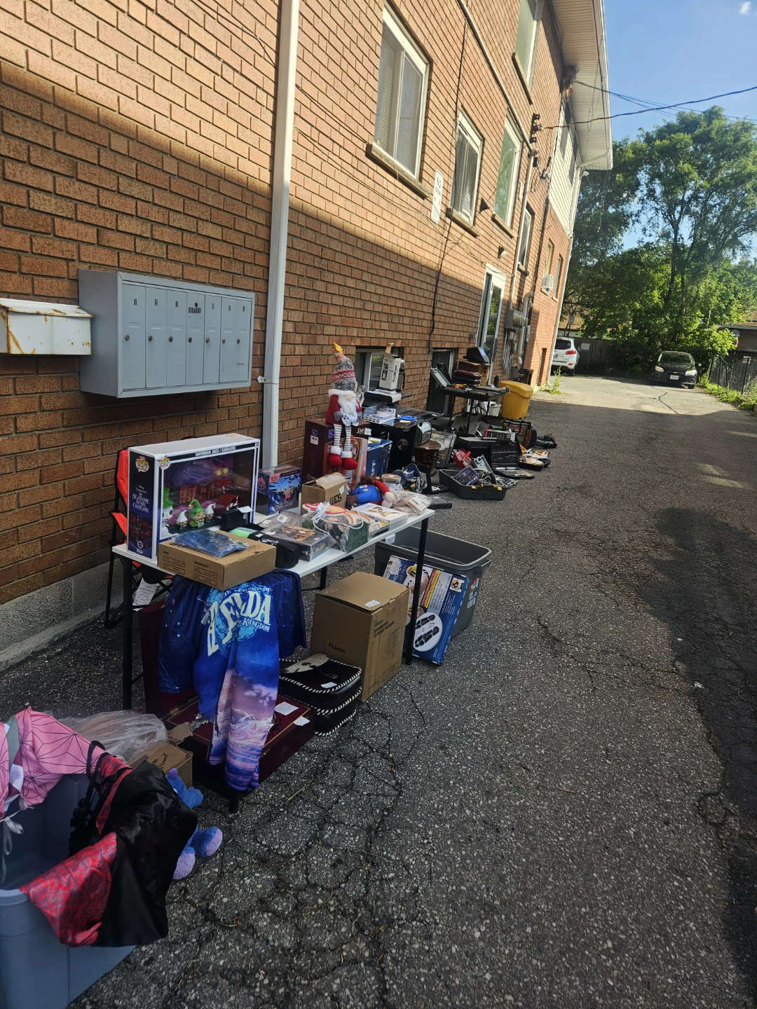 Garage Sale(TODAY ONLY) - photo 2