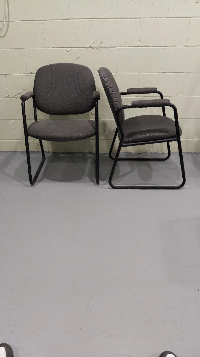 2 Grey Office Guest Chairs - photo 4