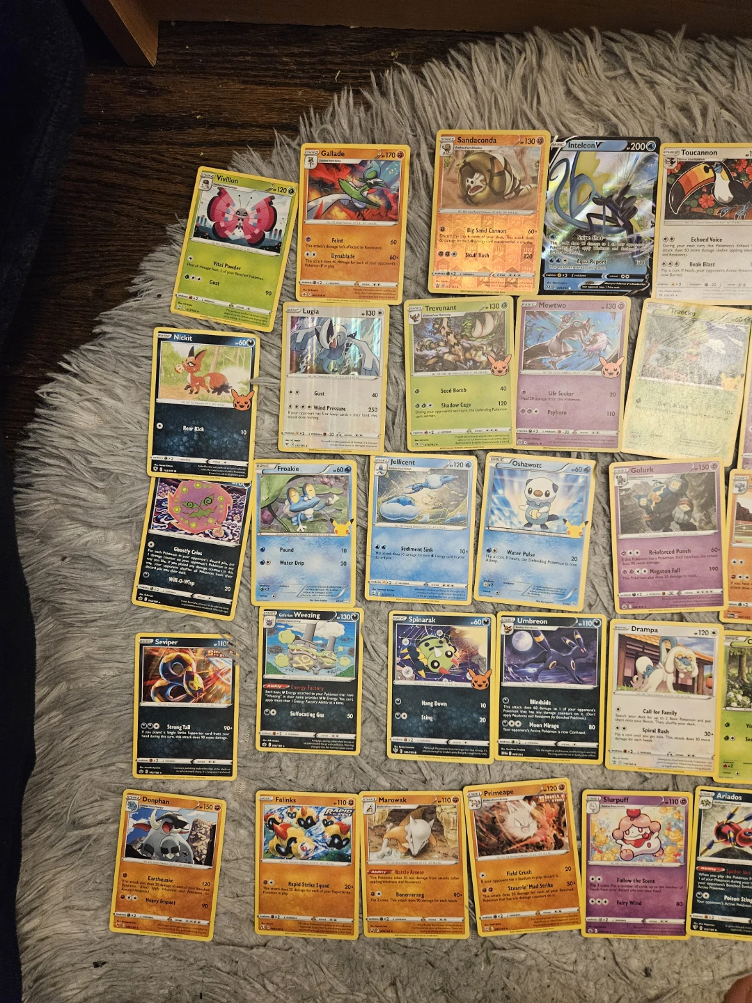 Assorted Pokémon Trading Cards